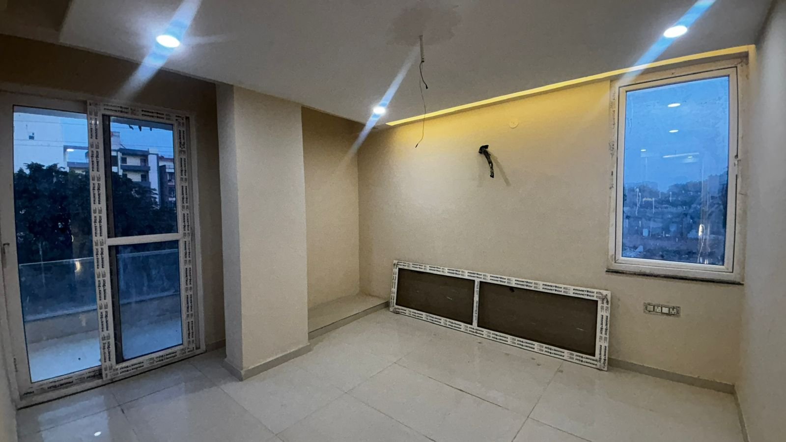 12 Flat G+5 Building for Sale in Vaishali Nagar West - photo 4 of 8